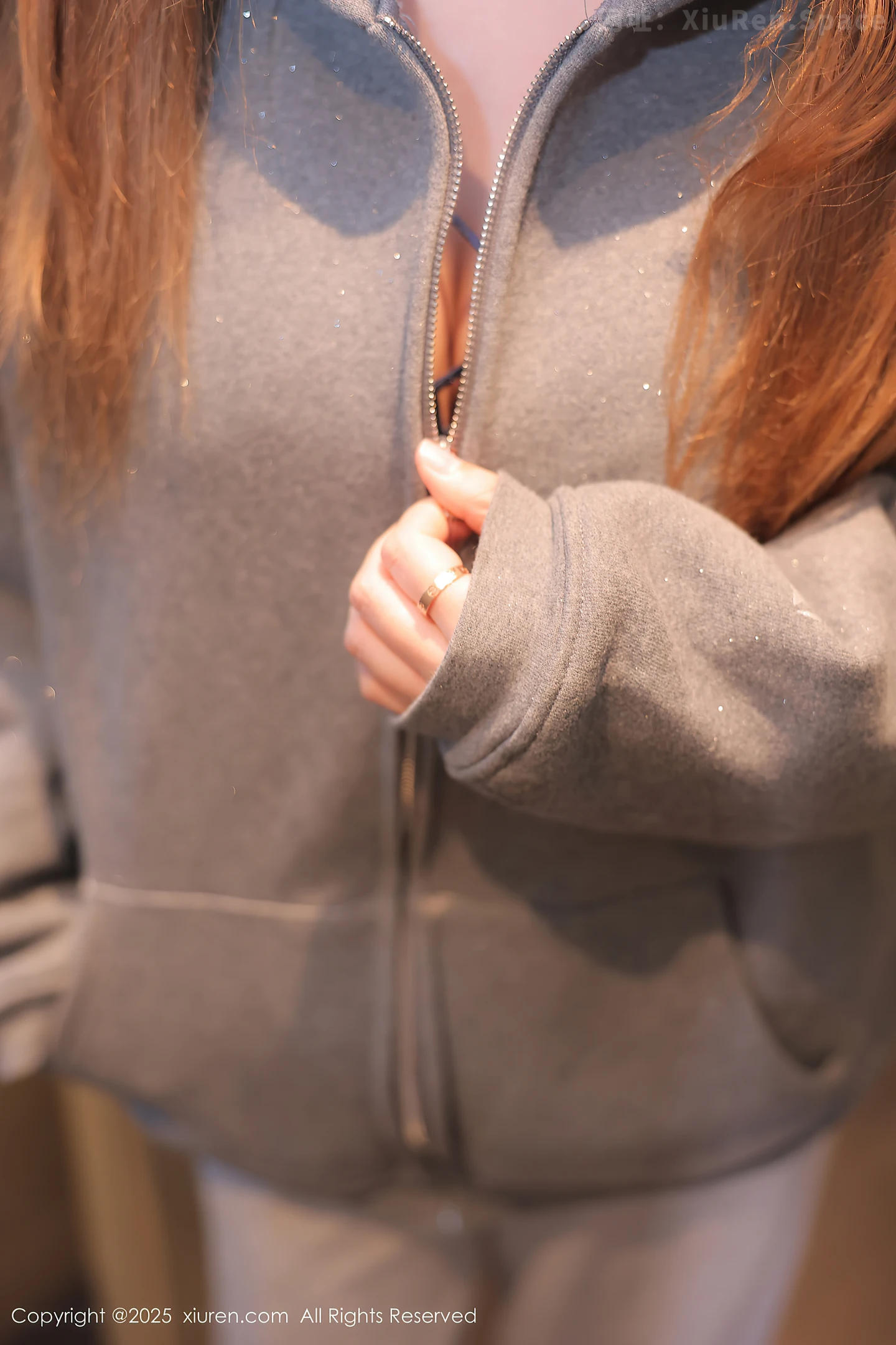 图片[4]-[XiuRen秀人网] VOL.10253 模特M麦当劳性感蓝色蕾丝内衣配开档黑丝袜秀凹凸身材诱惑写真82P-秀人网官方网站